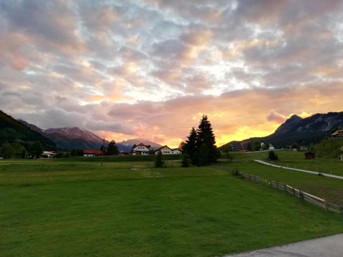 Lenzerhof Villa Grän Buitenkant foto